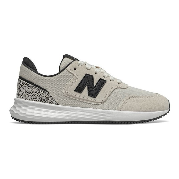 New Balance Fresh Foam X70 Sneaker - Women's size 9 - Picture 1 of 9